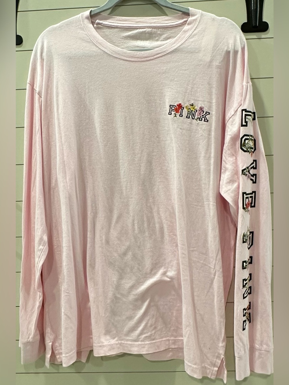 NWT PINK Victoria's Secret Tee in Light Pink with Floral Embroidery Accents XL